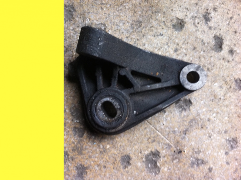 Suport cu bucsa Opel Corsa D [2006 - 2011] Hatchback 3-usi 1.3 CDTi MT (90 hp)