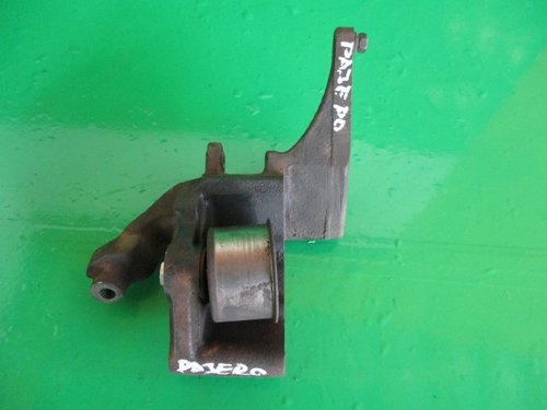SUPORT CU ROLA MITSUBISHI PAJERO SHOGUN III 3.5 BENZINA FAB. 1999 – 2007 ⭐⭐⭐⭐⭐