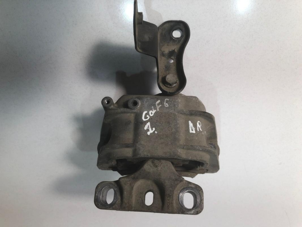 Suport cu tampon motor 1k0199262aj Volkswagen VW Golf 6 [2008 - 2015]