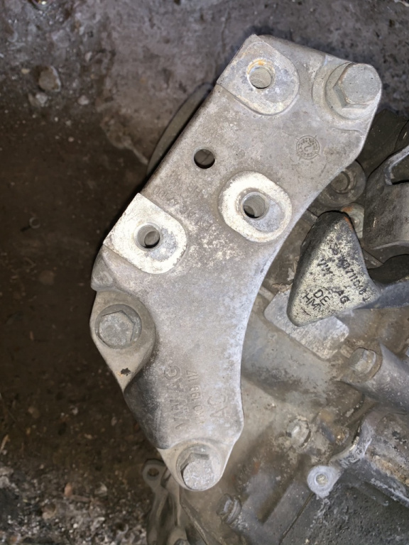Suport cutie de viteze GRF Volkswagen VW Golf 5 [2003 - 2009] Hatchback 5-usi 2.0 TDI MT (140 hp) V (1K1)