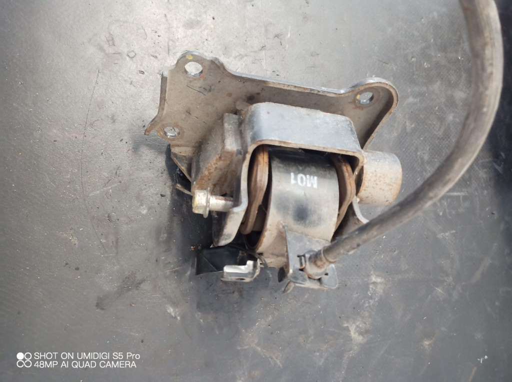 Suport cutie de viteze , Hyundai Tucson , 2004 COD -218142E000