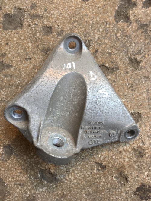 Suport cutie dreapta Audi A8 D3/4E [2002 - 2005] Sedan 4.2 tiptronic quattro (335 hp) AUDI A8 (4E_) ...