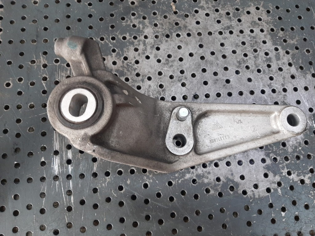 Suport cutie opel corsa d corsa e 1.2b a12xer 13130723