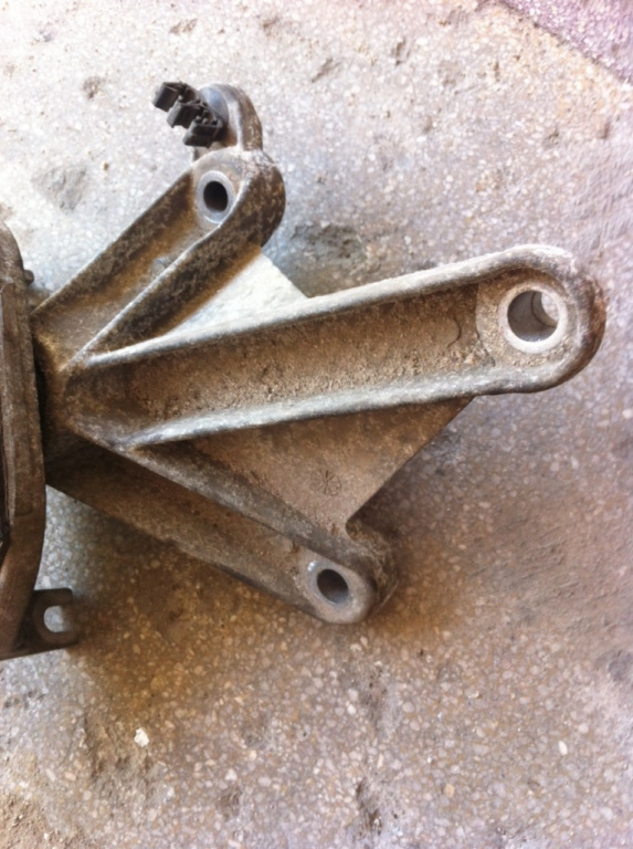 Suport cutie Renault Scenic 2 [2003 - 2006] Minivan 5-usi 1.4 MT (98 hp) II (JM0/1_)