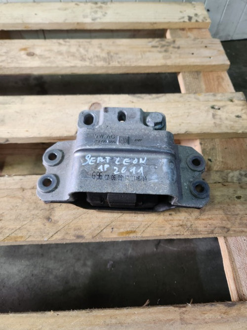 Suport cutie Seat Leon 1P 1.2 TSI 2009 2010 2011 2012 cod 1K0199555CA