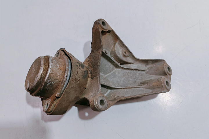 Suport cutie viteza 6F0399113B Audi A6 4F/C6 [2004 - 2008]