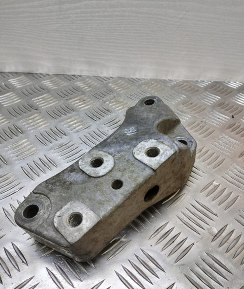 Suport cutie viteza, cod 1K0199117, 2.0 TDI Volkswagen VW Touran [facelift] [2006 - 2010]