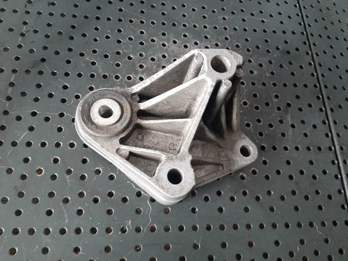 Suport cutie viteze 1.6 tdci t1db ford focus 3 av61-6p093-na