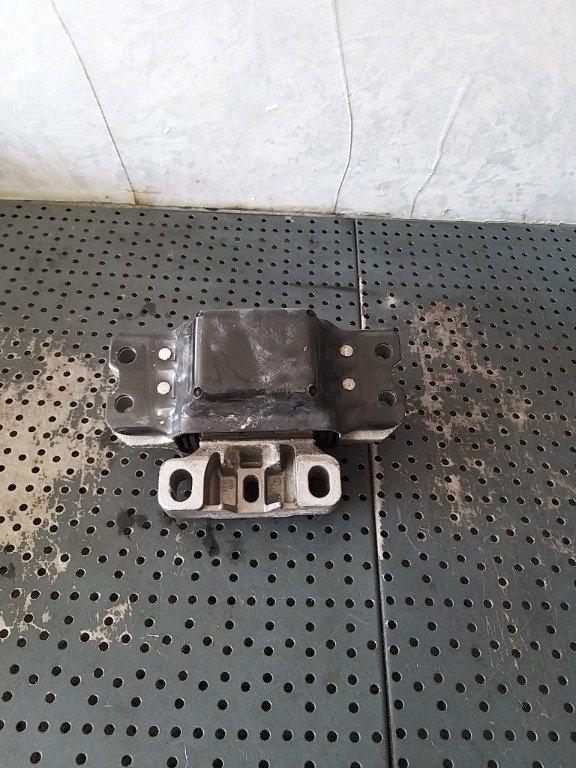 Suport cutie viteze 1.9 tdi vw touran 1k0199555