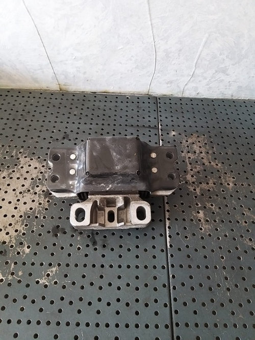 Suport cutie viteze 1.9 tdi vw touran 1k0199555
