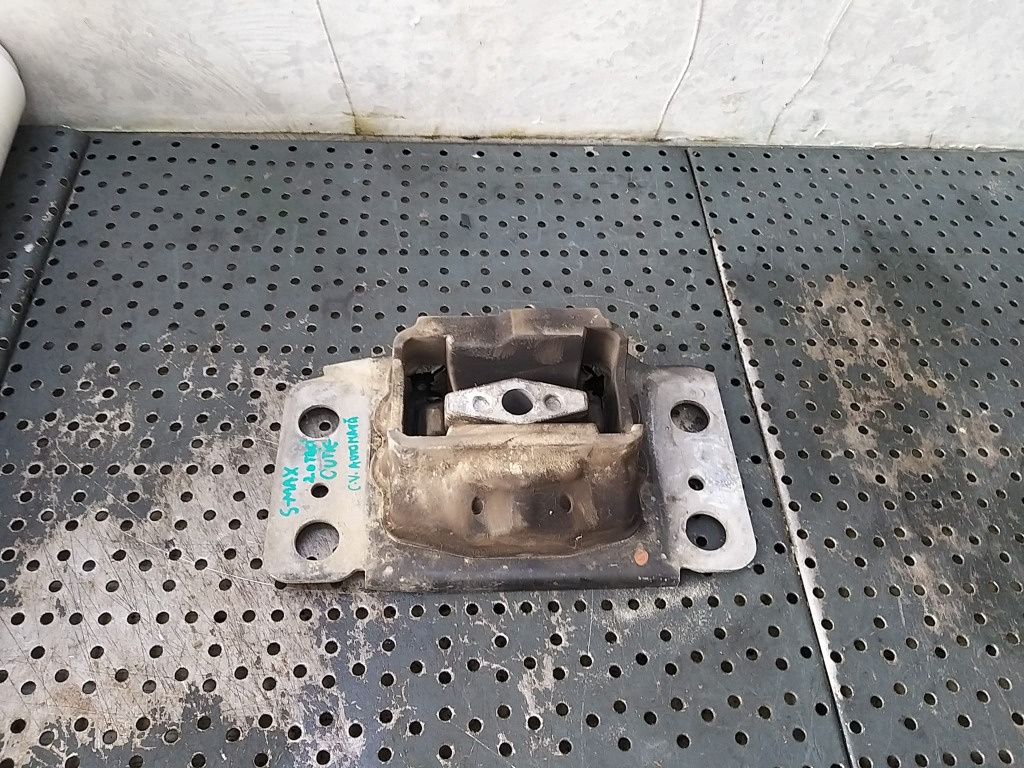 Suport cutie viteze 2.0 tdci ford s max wa6 7g917m121ba