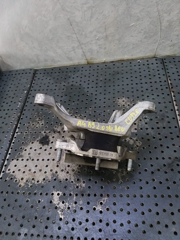 Suport cutie viteze 2.0 tdi audi a4 b9 8w 8w0399156