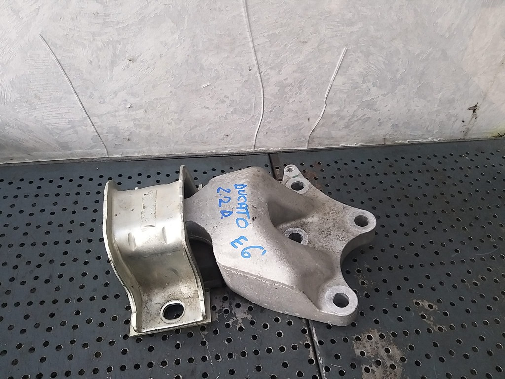 Suport cutie viteze 2.2 d fiat ducato