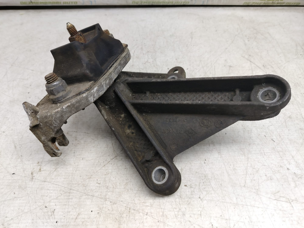 Suport cutie viteze 8200043084 8200216113 1.5 DCI K9K792 Dacia Duster [2010 - 2013]