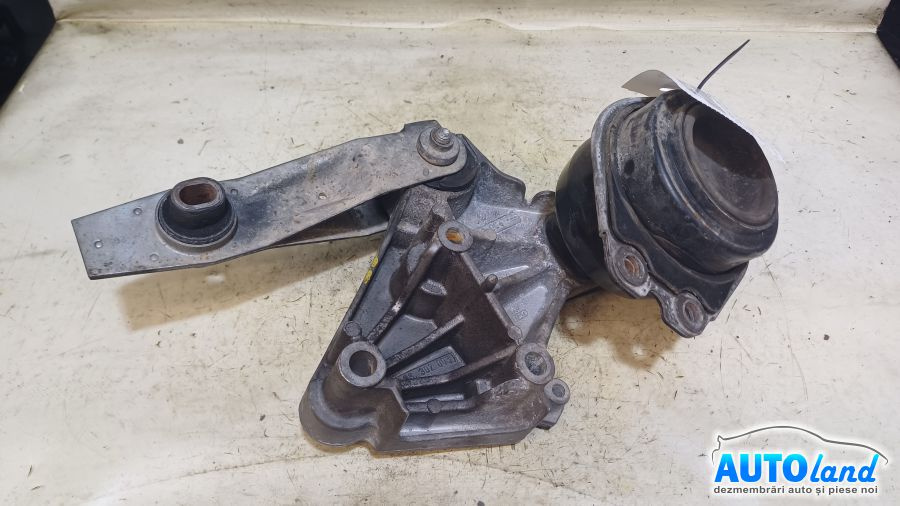 Suport Cutie Viteze 8200302004 Renault MEGANE II BM0/1 ,CM0/1 2002