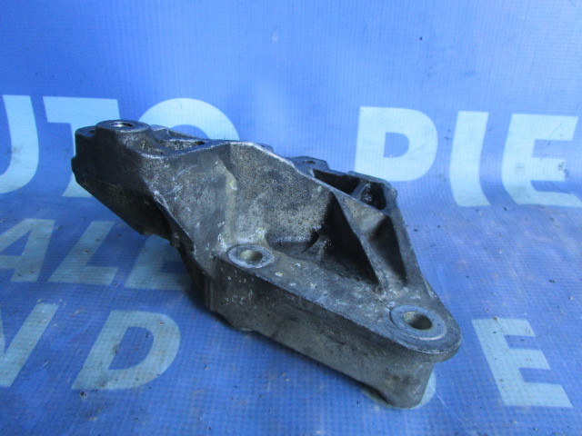 Suport cutie viteze Audi A3 : 1J0199117