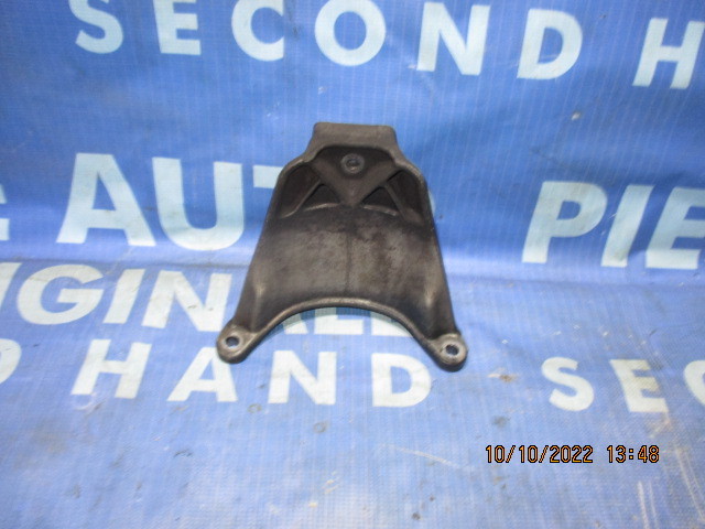 Suport cutie viteze BMW E60 530d; 6761108 (spate)