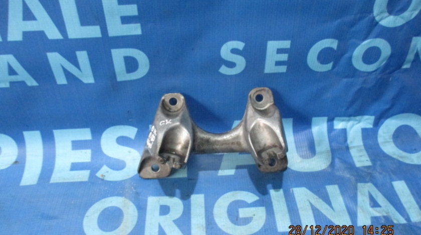 Suport cutie viteze BMW E90 320d 2006; 6760304