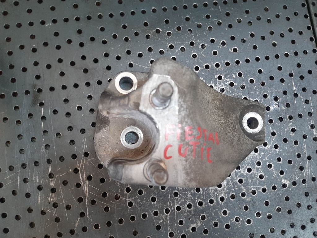 Suport cutie viteze ford fiesta 6 1.4 tdci 8v51-7m125-ab