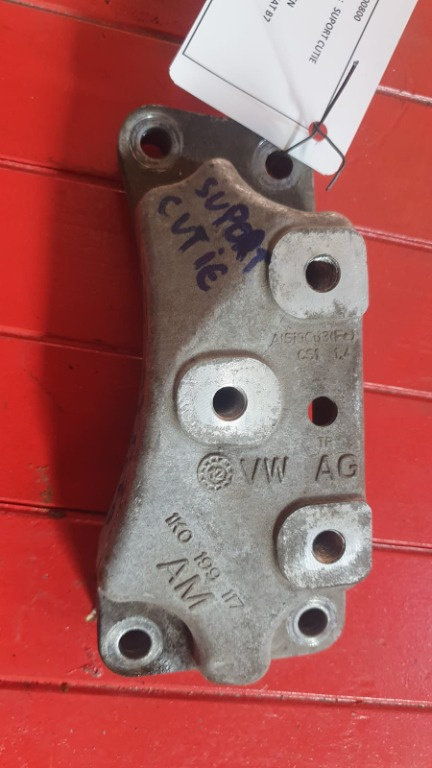Suport cutie viteze manuala Vw Passat B7 cod piesa 1K0199117