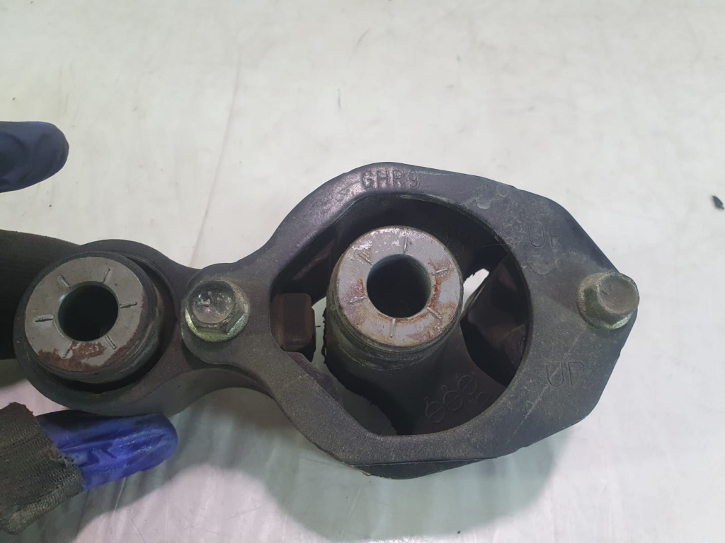 Suport cutie viteze Mazda 3 BM [2013 - 2016] 2.0 benzina
