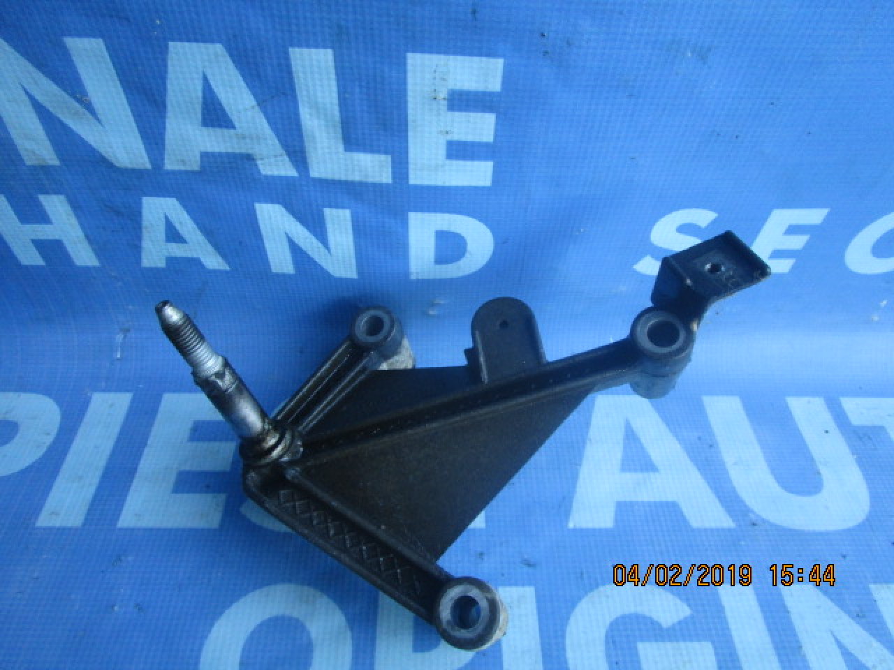 Suport cutie viteze Renault Clio Symbol 1.4i; 8200111328