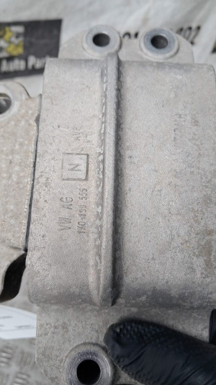 Suport cutie viteze Vw Golf 5 1.9 TDI cod motor BLS transmisie manuala 6+1 an 2007 cod 1K0199555N
