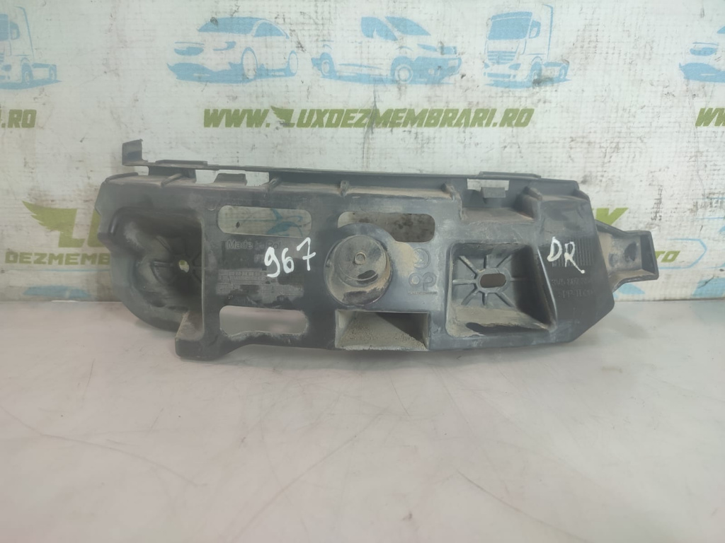 Suport dreapta bara spate 3v5807394a Skoda Superb 3 [2015 - 2020] 2.0 tdi CRLB