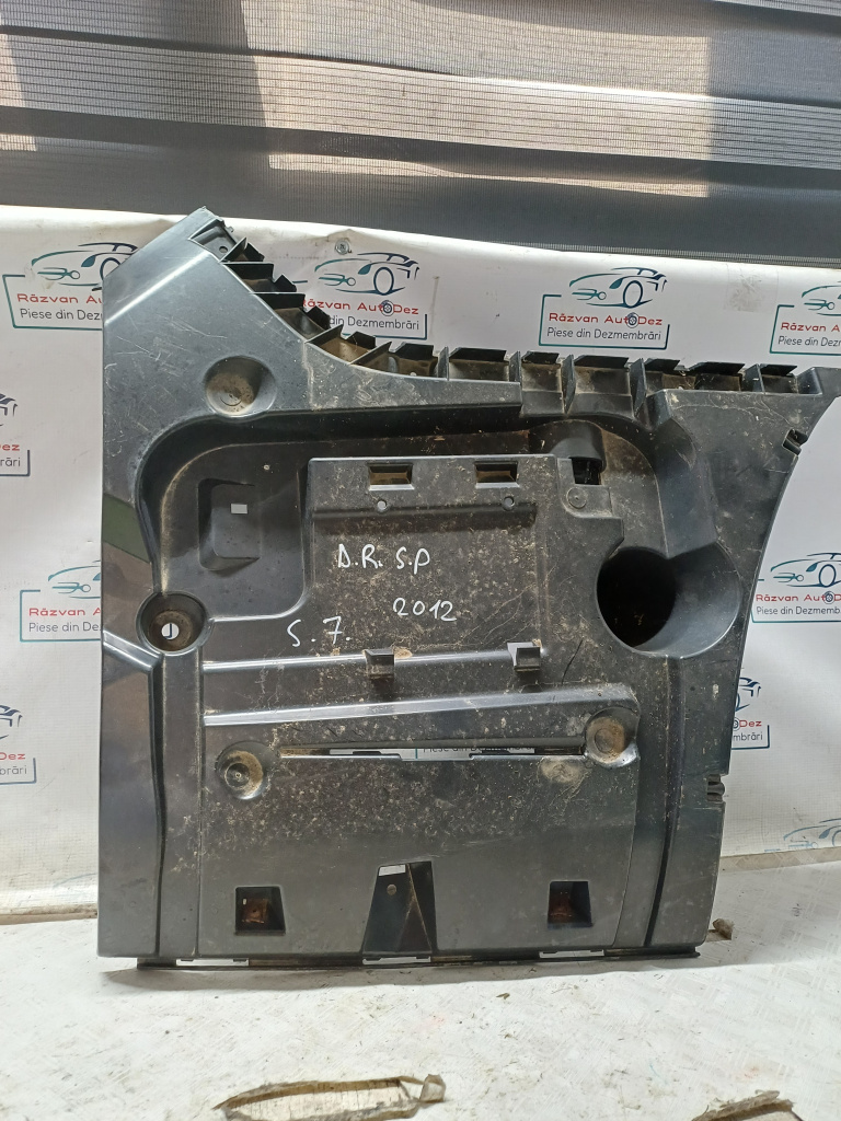 Suport dreapta bara spate BMW Seria 7 F01 - Motorina 2012, -