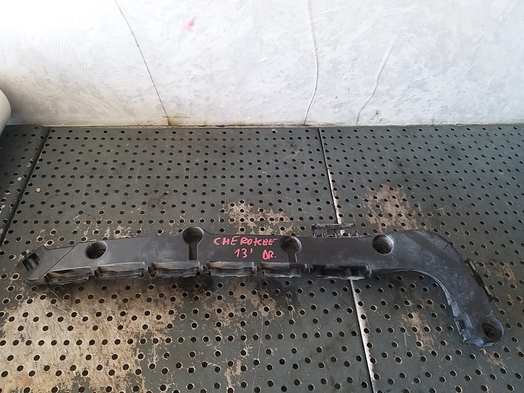 Suport dreapta bara spate jeep grand cherokee 4 wk wk2 55079222ag