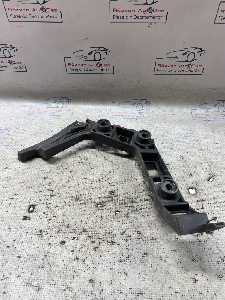 Suport dreapta bara spate Volkswagen Golf 6 2007, 5K6807394