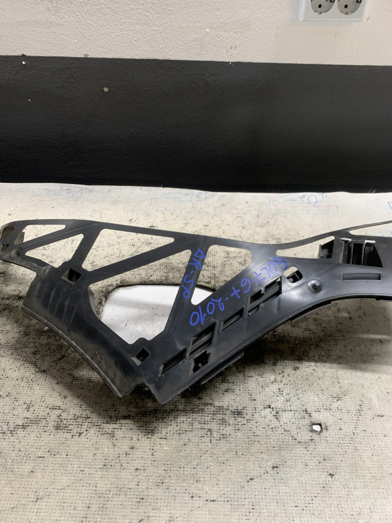 Suport dreapta bara spate Volkswagen Golf 6 Plus 1.6 Motorina 2010, -