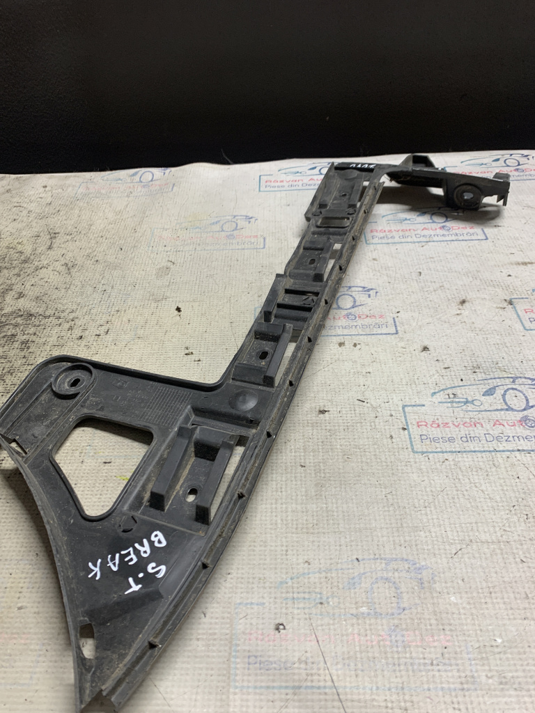 Suport dreapta bara spate Volkswagen Passat B6 Break - Motorina 2010, -