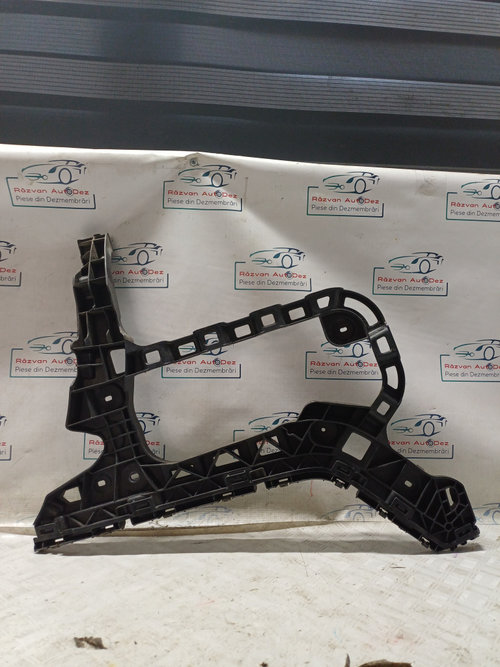 Suport dreapta bara spate Volkswagen Passat B8 Break - Motorina 2016, -