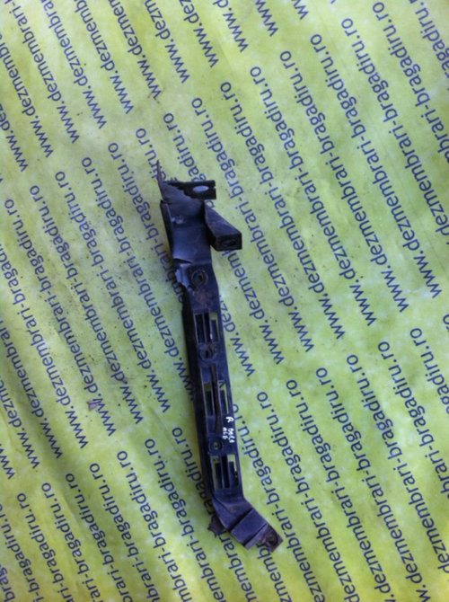Suport dreapta bara spate Volkswagen VW Bora [1998 - 2005] Sedan 1.6 16V MT (105 hp) (1J2) 16V