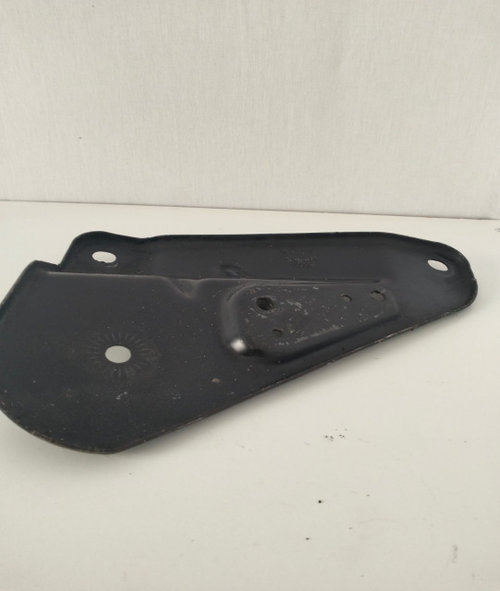 Suport dreapta de întărire cadru auxiliar pentru suspensie 8f0505220a Audi A5 8T [facelift] [2011 ...