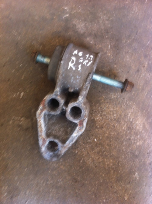 Suport dreapta punte spate Audi A6 4B/C5 [facelift] [2001 - 2004] Sedan 1.9 TDI 5MT (115hp) AJM