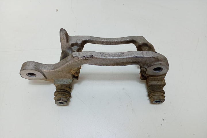 Suport etrier dreapta 09067A Renault Kadjar [2015 - 2018]