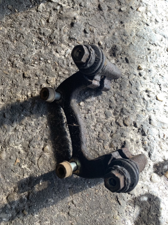 Suport etrier dreapta spate Audi A6 4B/C5 [1997 - 2001] wagon 5-usi 2.5 TDI tiptronic (150 hp)