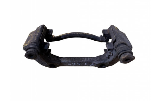 Suport etrier fata dreapta Mercedes-Benz C-Class W203/S203/CL203 [2000 - 2004] Sedan 4-usi C 200 CDI...