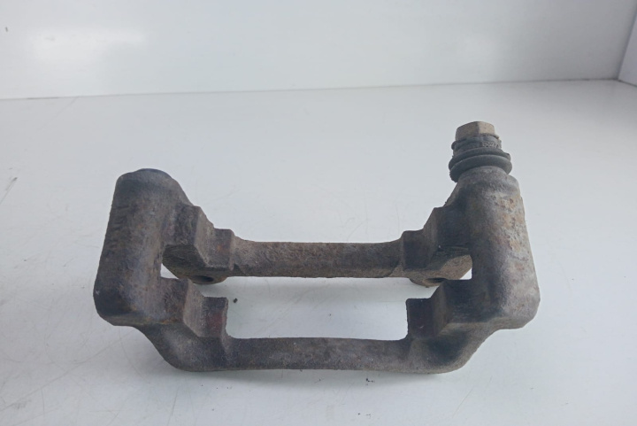 Suport etrier frana spate Nissan Primastar [2002 - 2006]