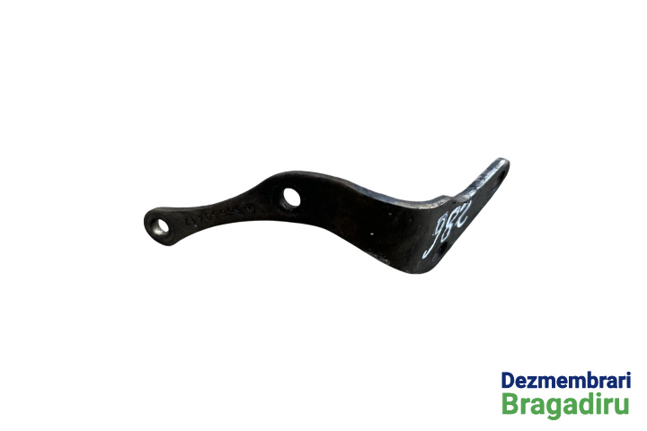 Suport evacuare Cod: 55560417 Opel Astra J [2009 - 2012] Sports Tourer wagon 1.7 CDTI MT (110 hp) A17DTR