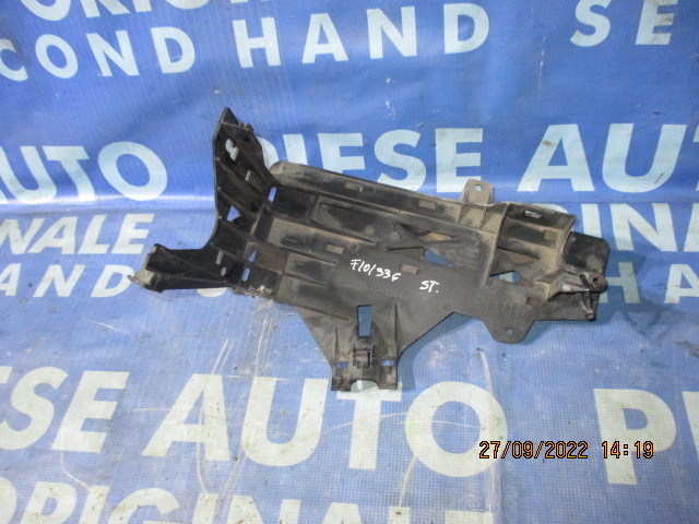 Suport far BMW F10 2010;  7200793  (urechi rupte)