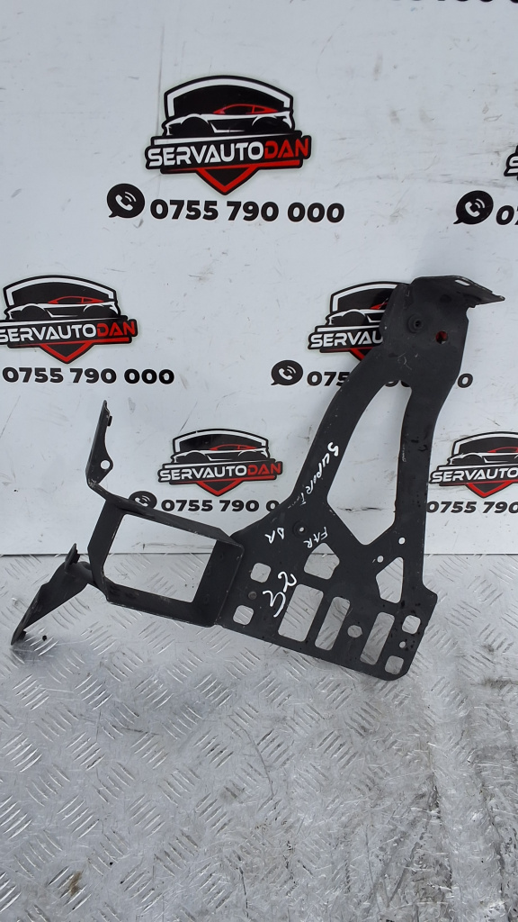 Suport far BMW Seria 5 (2003-2010) [E60] 3.0 Motorina 2007, DREAPTA / 7163484