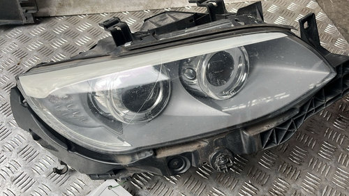 Suport far dreapta BMW seria 3 E92 E93 3.0 D cod motor N57D30A transmisie automata an 2011