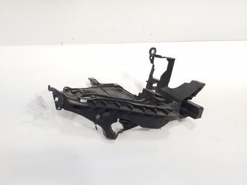 Suport far dreapta cu suport spalator far, cod 8K0805608B, Audi A4 Avant (8K5, B8) (id:692671)