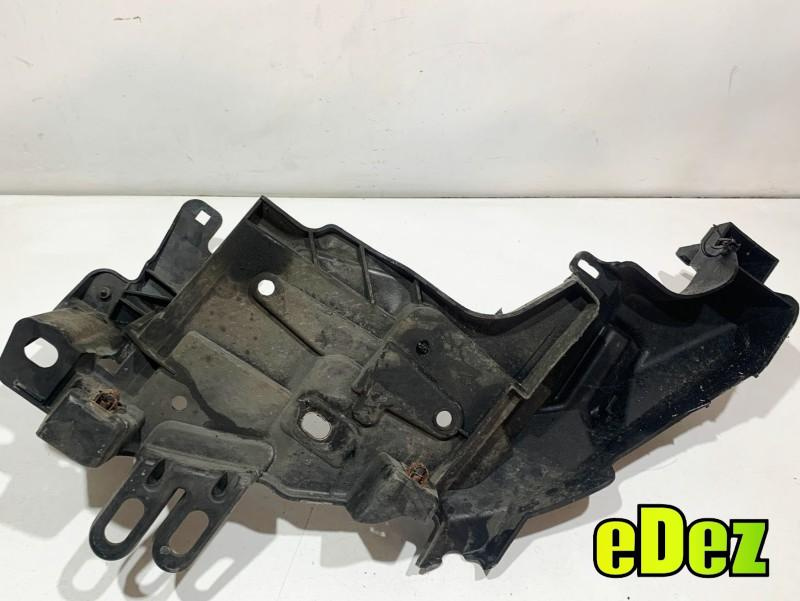 Suport far dreapta Renault Megane 3 facelift (2012-2016) 622227190R