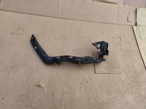 Suport far dreapta Seat Leon 3 (2013-2018) cod 5F0807572C