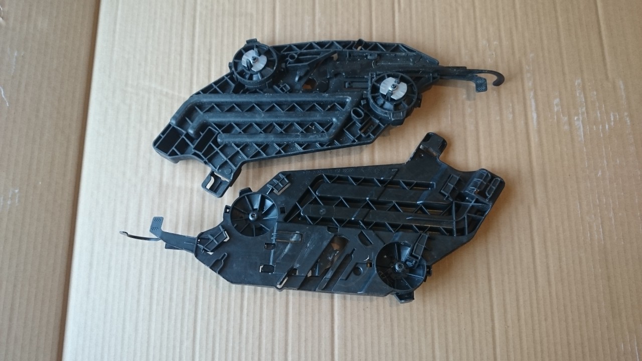 Economic Normal Bible Suport far dreapta Skoda Octavia 2 facelift 2008-2013 cod 17035202, 17031202 #58630248 Economic Normal Bible Suport far dreapta Skoda Octavia 2 facelift 2008-2013 cod 17035202, 17031202 #58630248