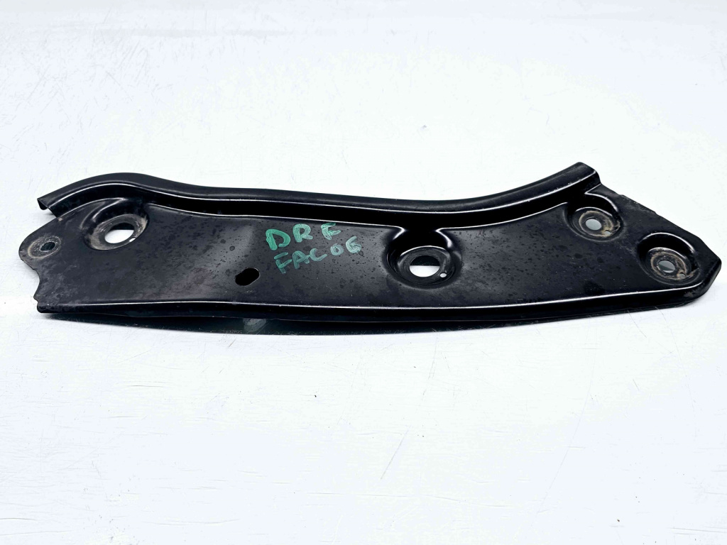 Suport far dreapta Volkswagen Caddy IV Van (SAA, SAH) [Fabr 2015-2024] 1T0805932A
